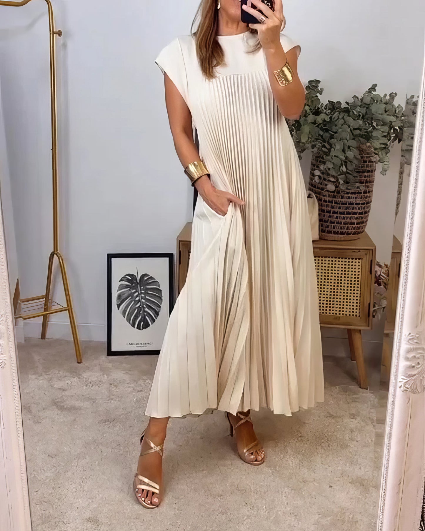 VESTIDO PLISADO SIN MANGAS