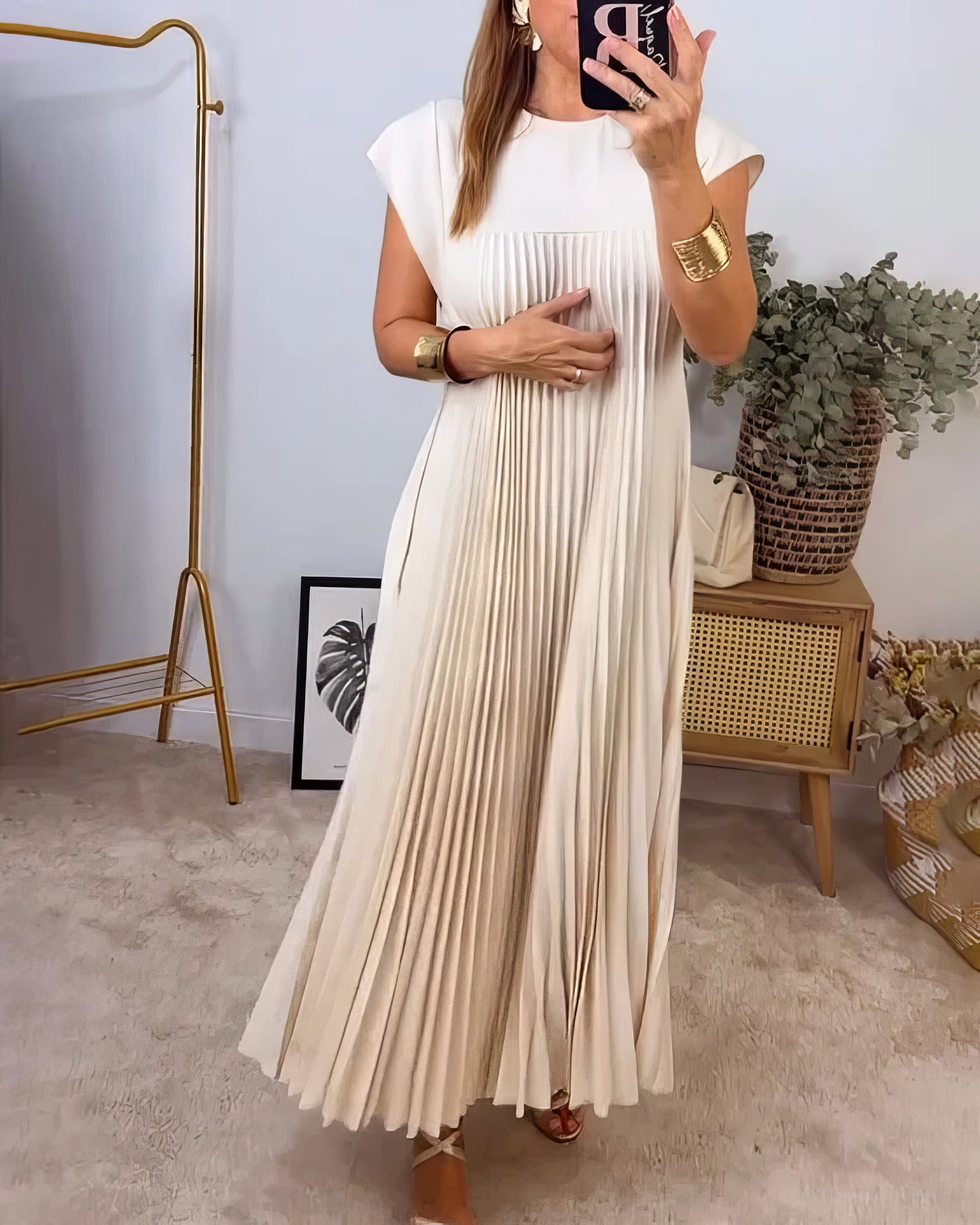 VESTIDO PLISADO SIN MANGAS