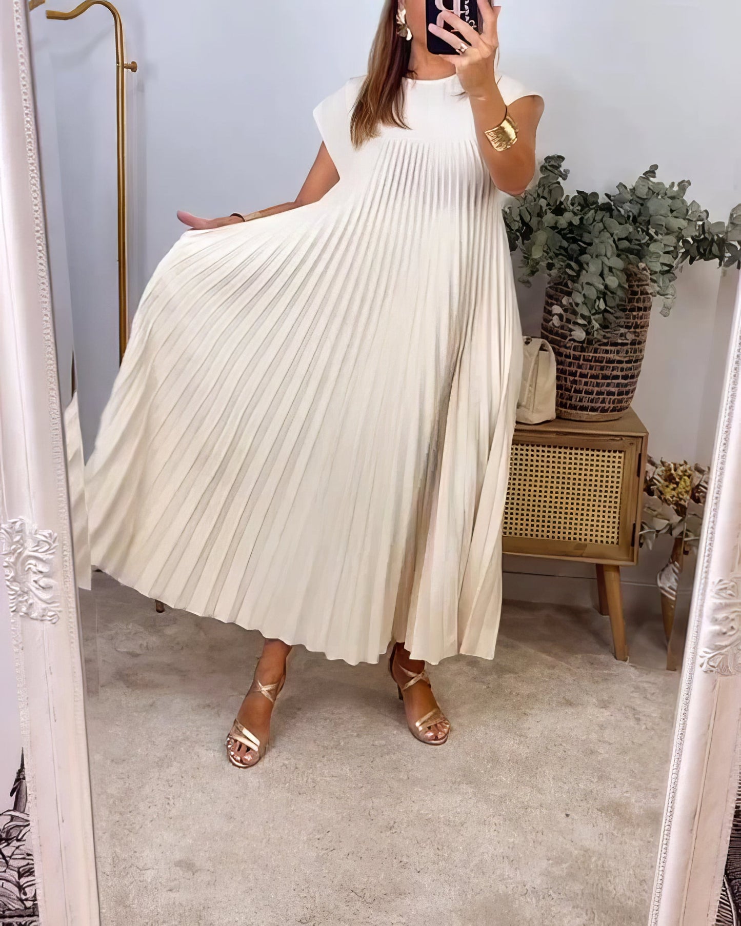 VESTIDO PLISADO SIN MANGAS